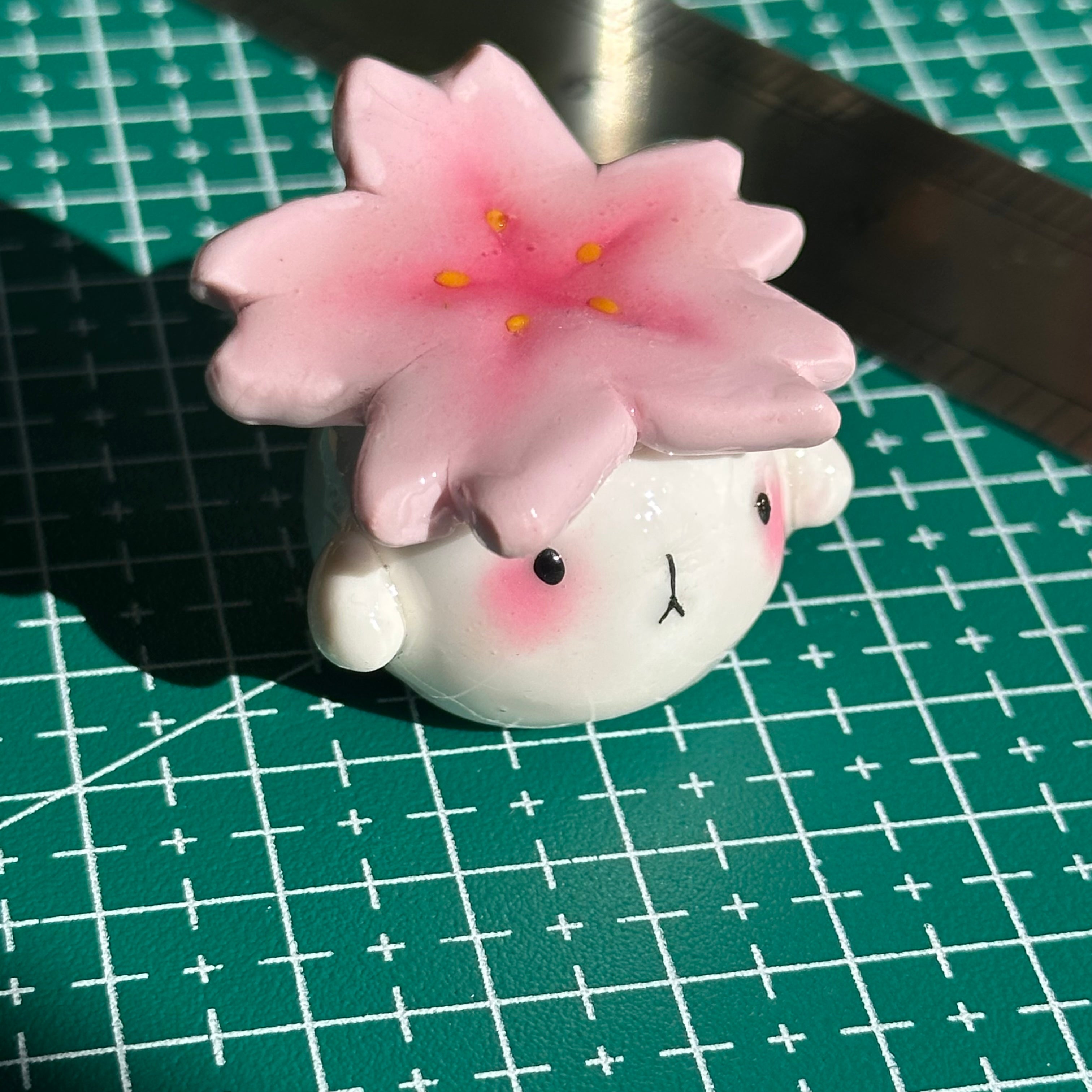 Sakura Pen Holder