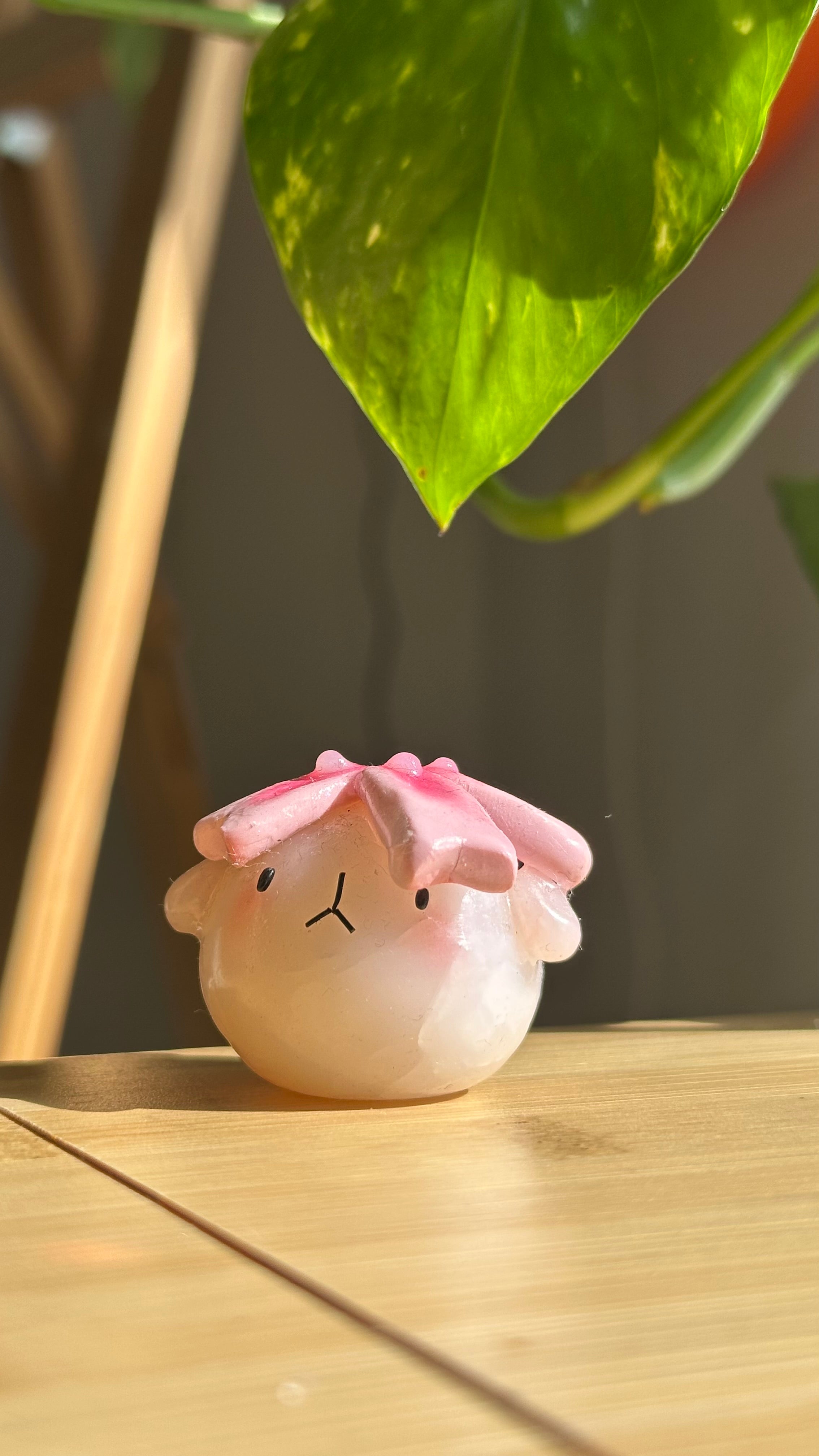 Sakura Ghost Desk Friend